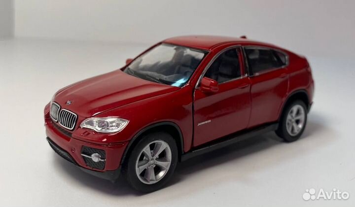 Машинка игрушка BMW X6M