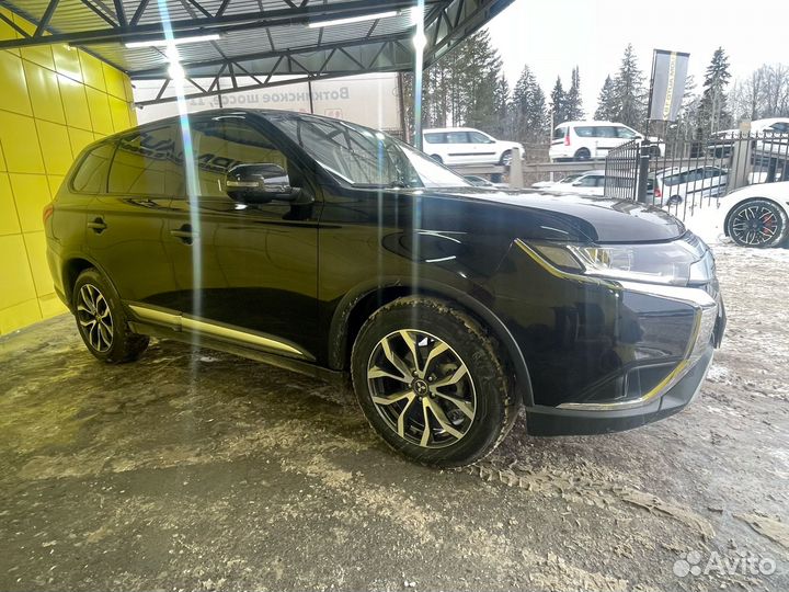 Mitsubishi Outlander 2.0 CVT, 2018, 78 300 км
