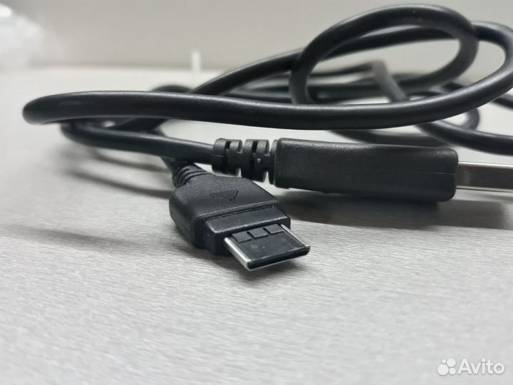 Кабель USB PCB200BBE для Samsung SGH-D800 D820 D83