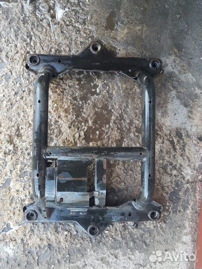 Подрамник АКПП Range rover Vogue 3