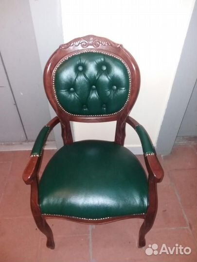 Обивка стульев