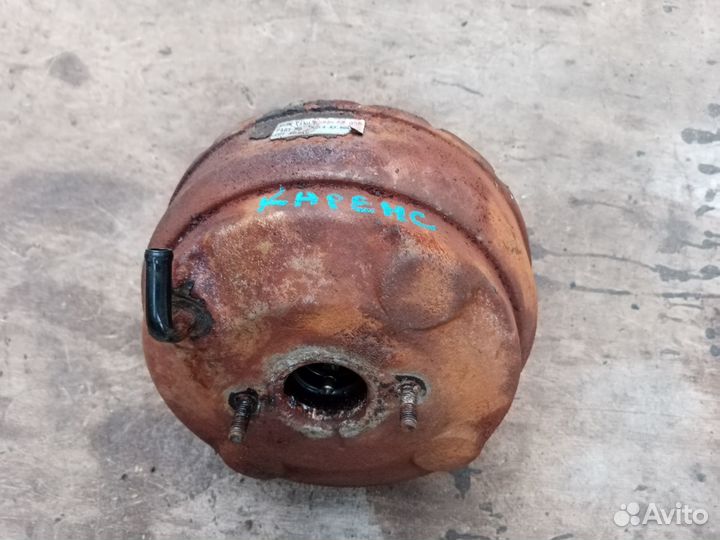 Усилитель тормозов вакуумный Киа Каренс 2004 год