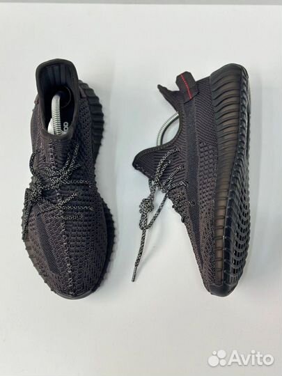 Кроссовки Adidas yeezy boost 350 v2