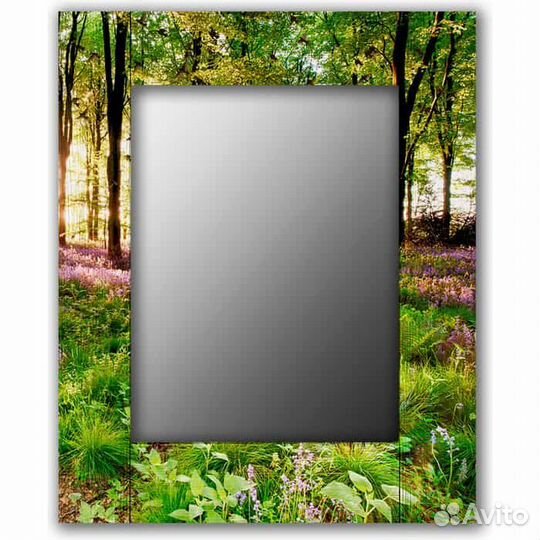 Настенное зеркало