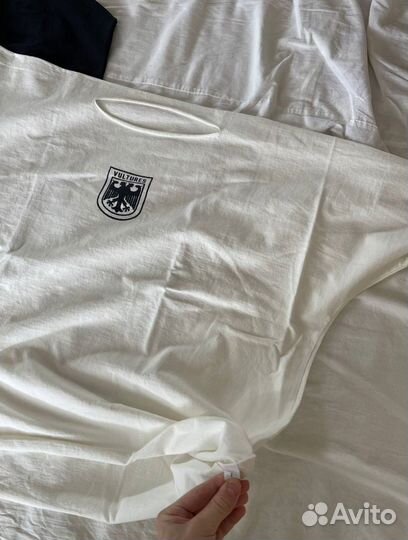 Yeezy vultures лонгслив