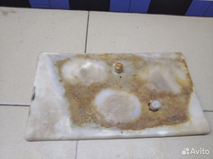 Крепление акб (корпус/подставка) Land Cruiser (100