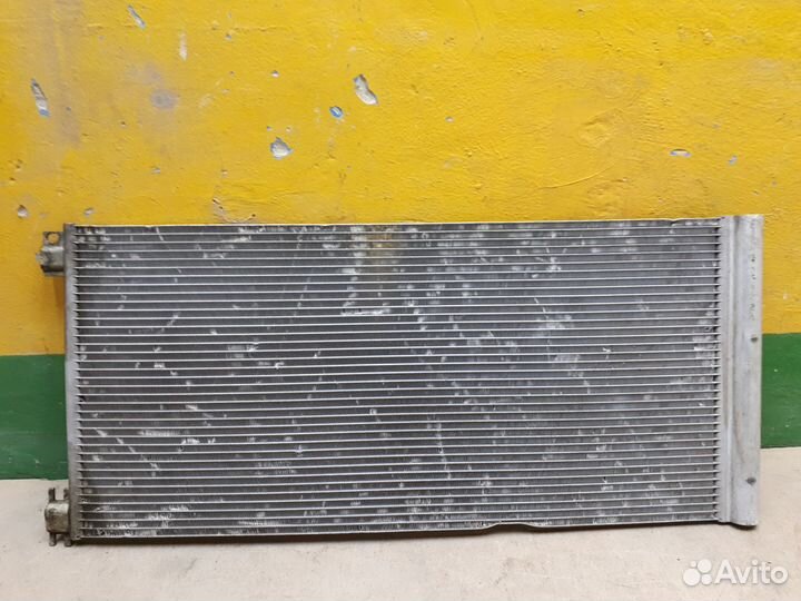 Радиатор кондиционера Renault Fluence