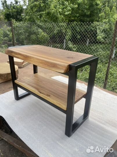 Полочка из карагача