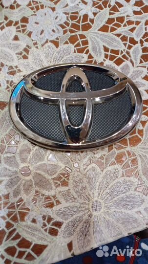 Значок на машину