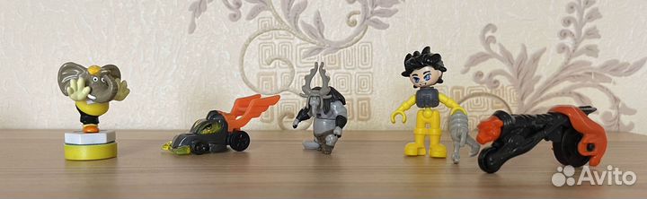 Игрушки из киндера