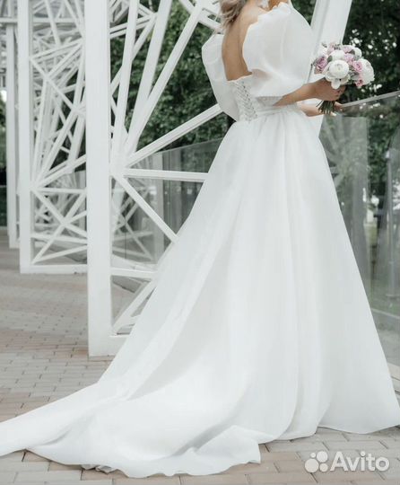 Платье свадебное