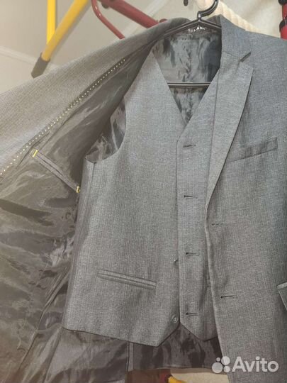 Костюм для мальчика размер 38