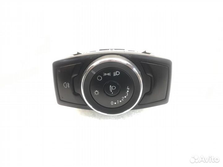 Блок управления светом Ford Focus 3 хетчбек 2.0