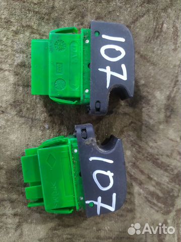 Peugeot 107 кнопка стеклоподъёмники