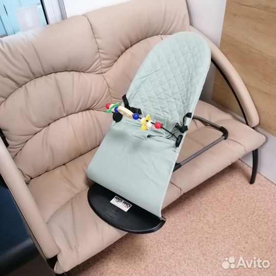 Шезлонги, расцветки в ассортименте