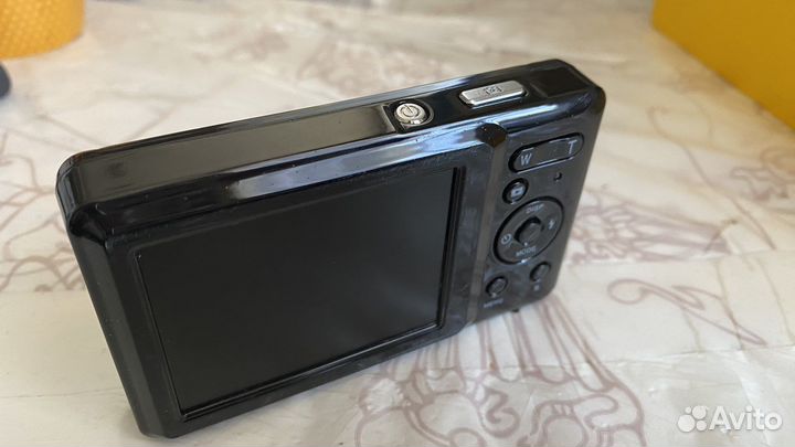 Компактный фотоаппарат