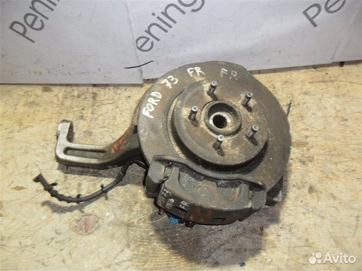 Ступица (кулак, цапфа) передняя правая Ford