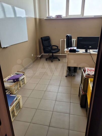 Производство, 1300 м²