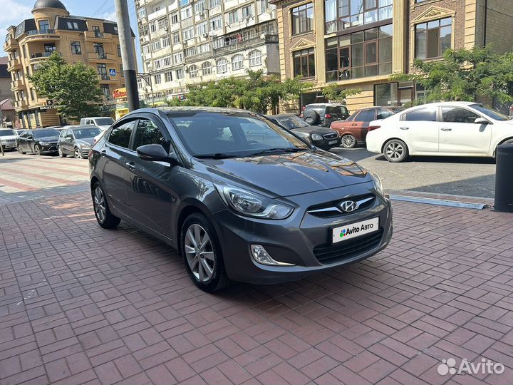 Hyundai Solaris 1.6 AT, 2012, 223 000 км