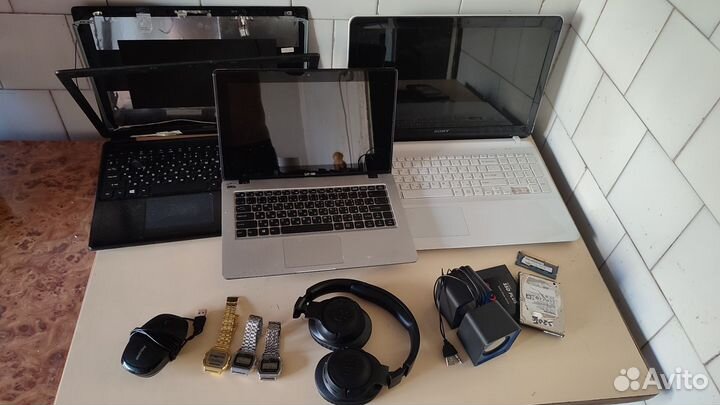 Коробка с электроникой