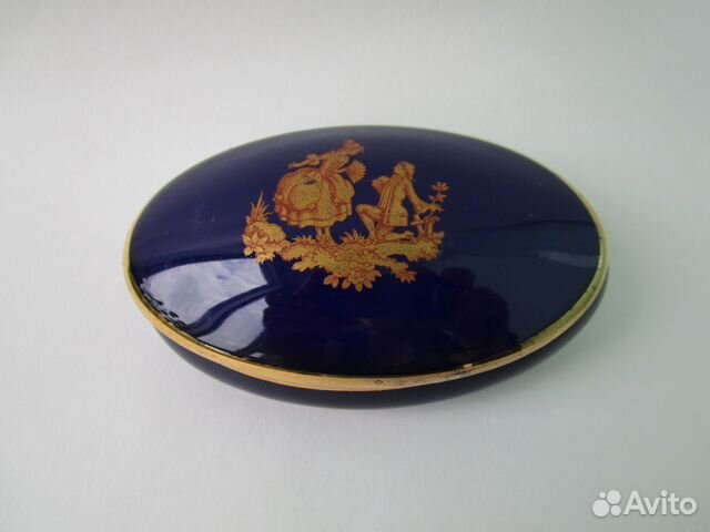 Шкатулка с картиной Фрагонара кобальт limoges