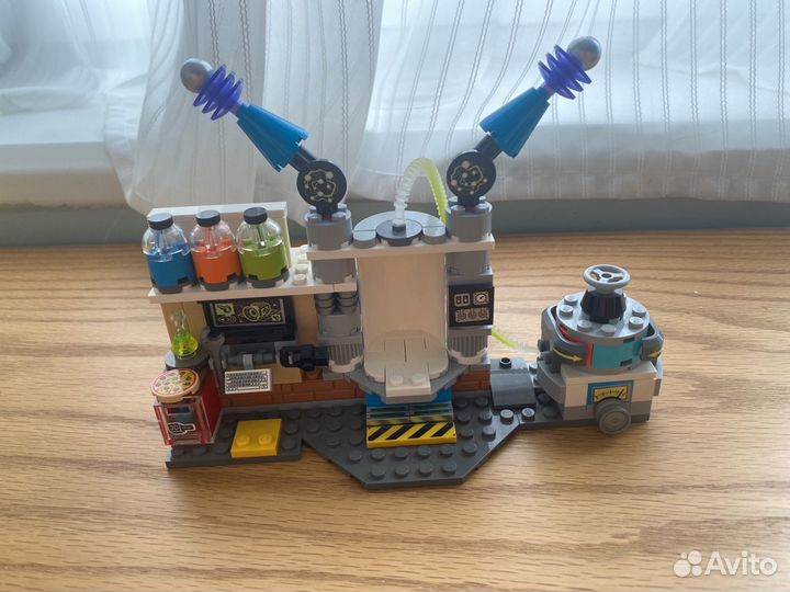 Lego hidden side 70418