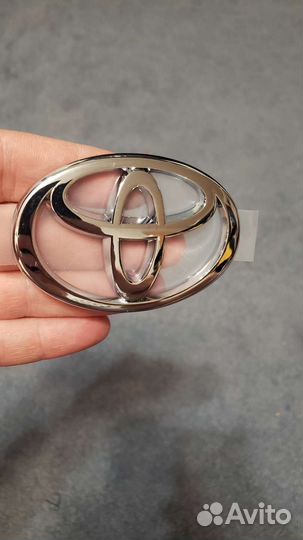 Эмблема toyota