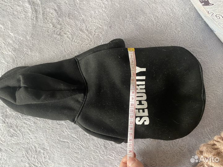 Одежда для кошек и маленьких собак