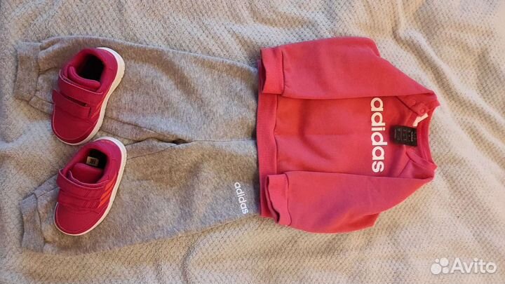 Спортивный костюм и кеды adidas