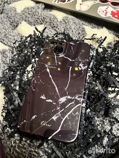 Чехол на iPhone 13