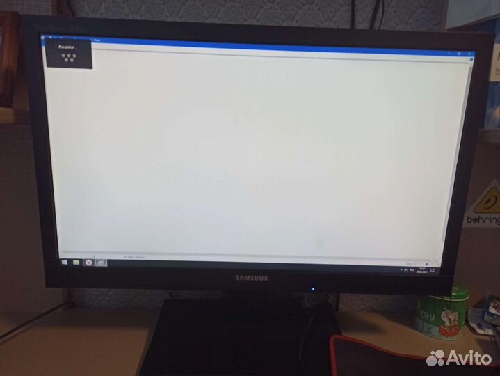 Монитор Samsung 21.5
