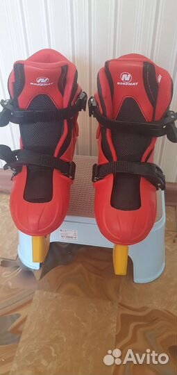 Коньки хоккейные детские