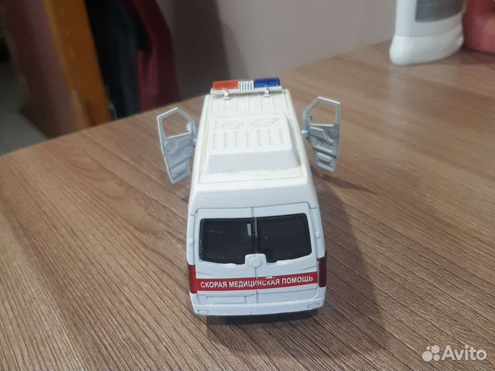 Коллекционная машинка