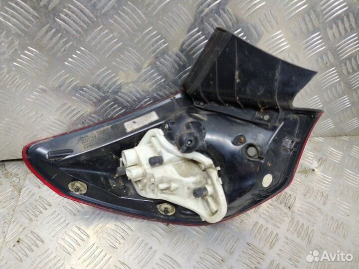 Фонарь задний правый Opel Astra J P10 A14NET