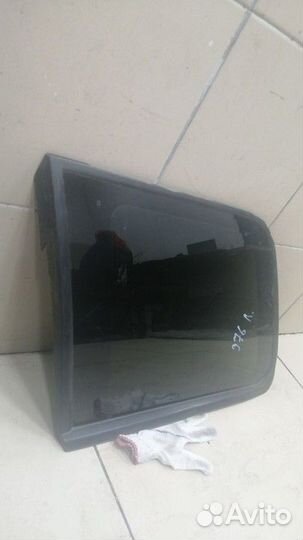 Стекло кузовное левое Mitsubishi Outlander