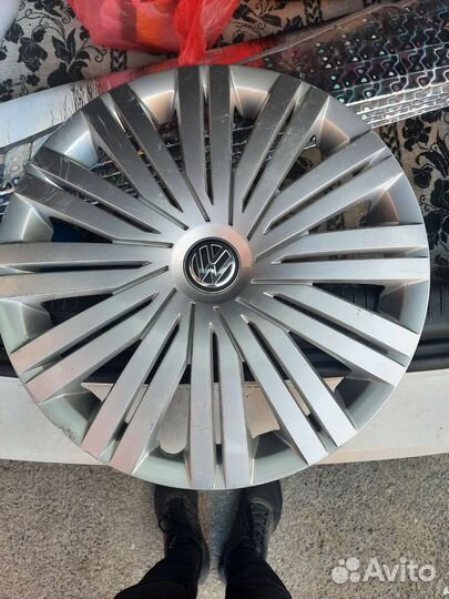 Оригинальный колпак volkswagen polo r15