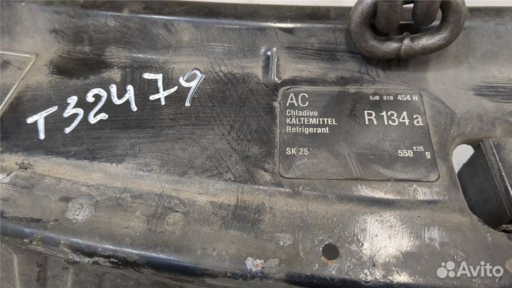 Рамка передняя Skoda Roomster, 2007