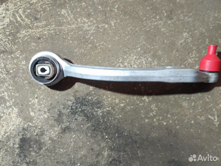 Рычаг передний подвески