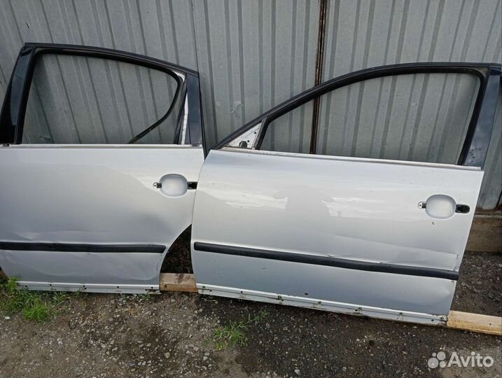 Продам двери Passat b5