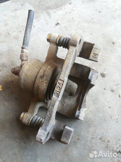 Суппорт передний правый Daewoo Matiz 2007