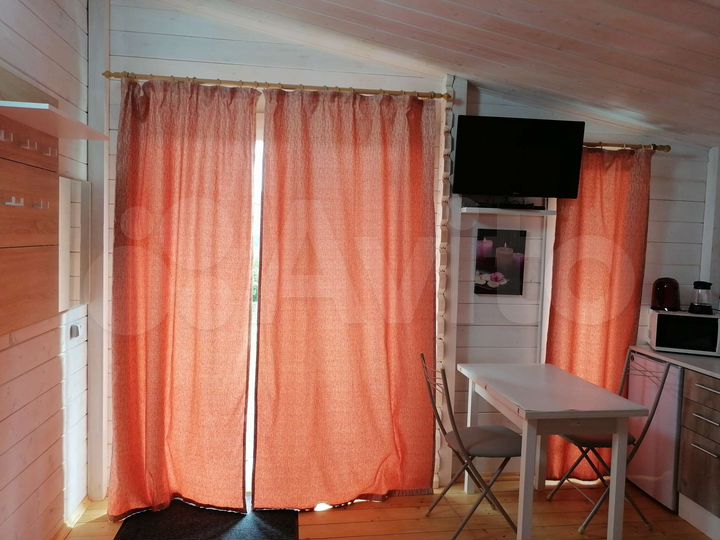 Дом 25 м² на участке 4 сот.