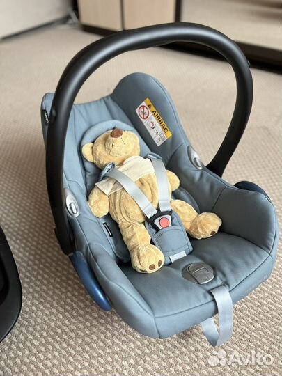 Автокресло 0+ (до 13 кг) Maxi-Cosi CabrioFix