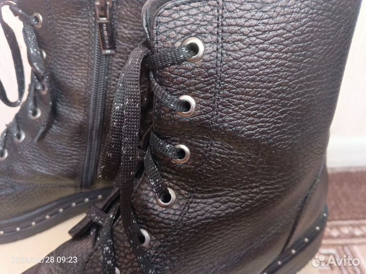 Ботинки женские деми 40р