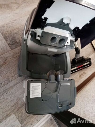 Моющий пылесос Bosch BWD 41740/04