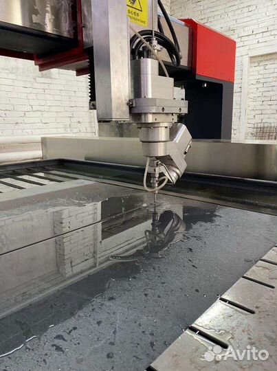 Гидроабразивная резка керамогранита и других мат