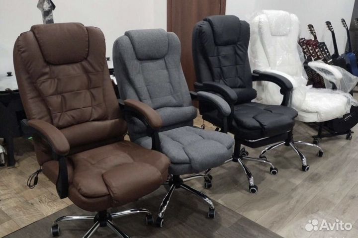 Компьютерное кресло офисное руководителя