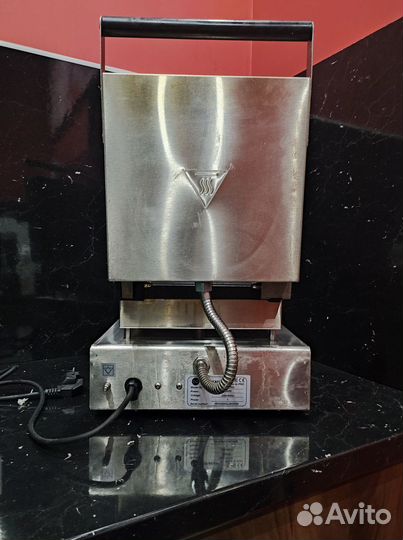 Вафельница Hurakan HKN-GES2L