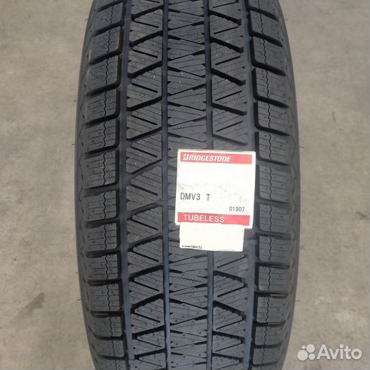 Bridgestone Blizzak DM-V3 255/65 R17 110S