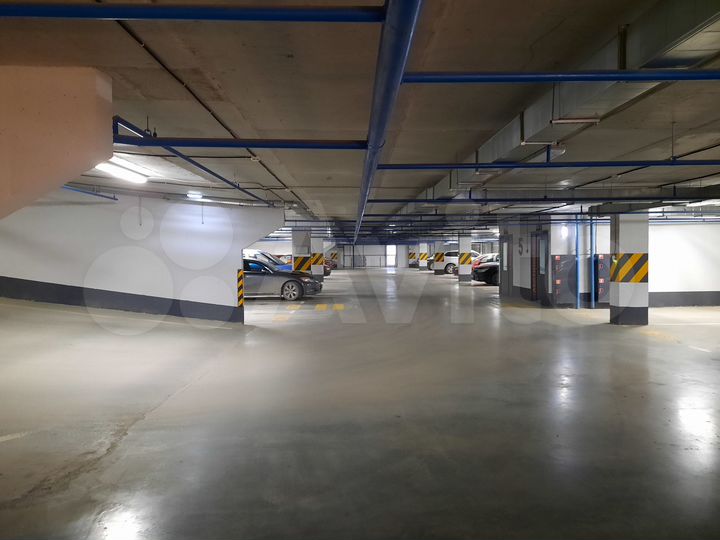 Машиноместо, 17 м²