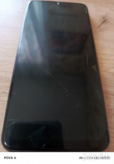 Samsung Galaxy A50, 4/64 ГБ